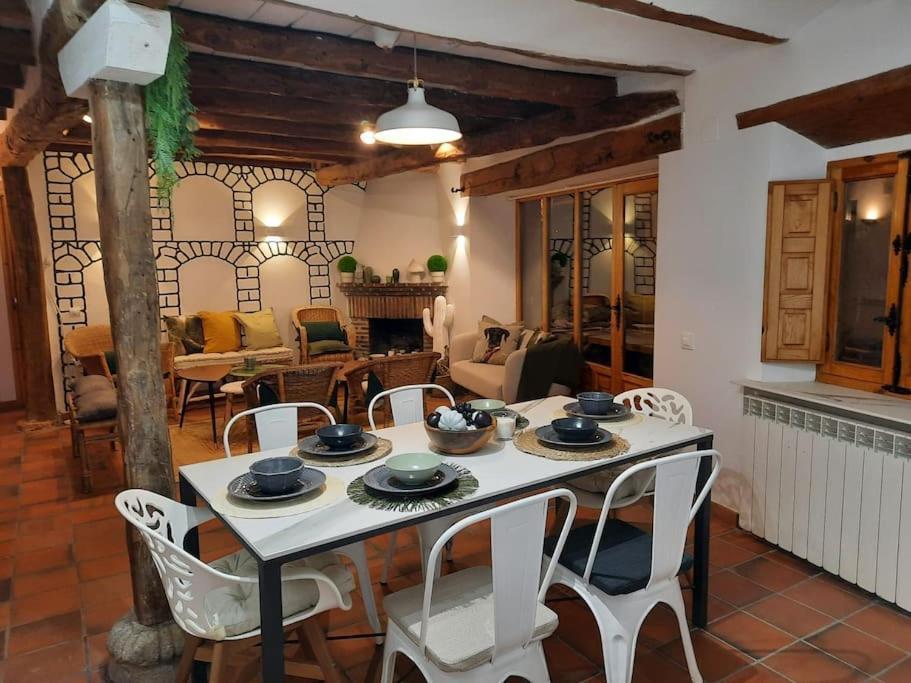 Casa Florentino Casa Centenaria 托雷瓦尔德圣佩德 外观 照片
